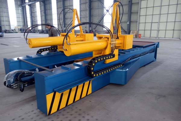 了解拉彎機的結構特點